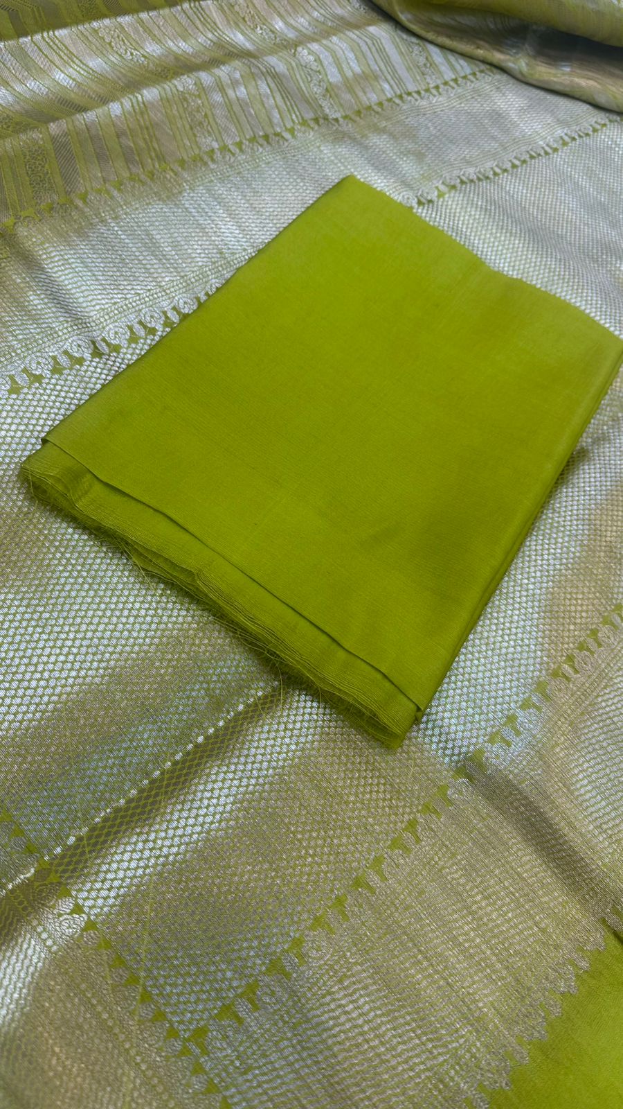 Dhani Yellow Pure Raw Mango Silk Zari Brocade Zig Zag Design Saree