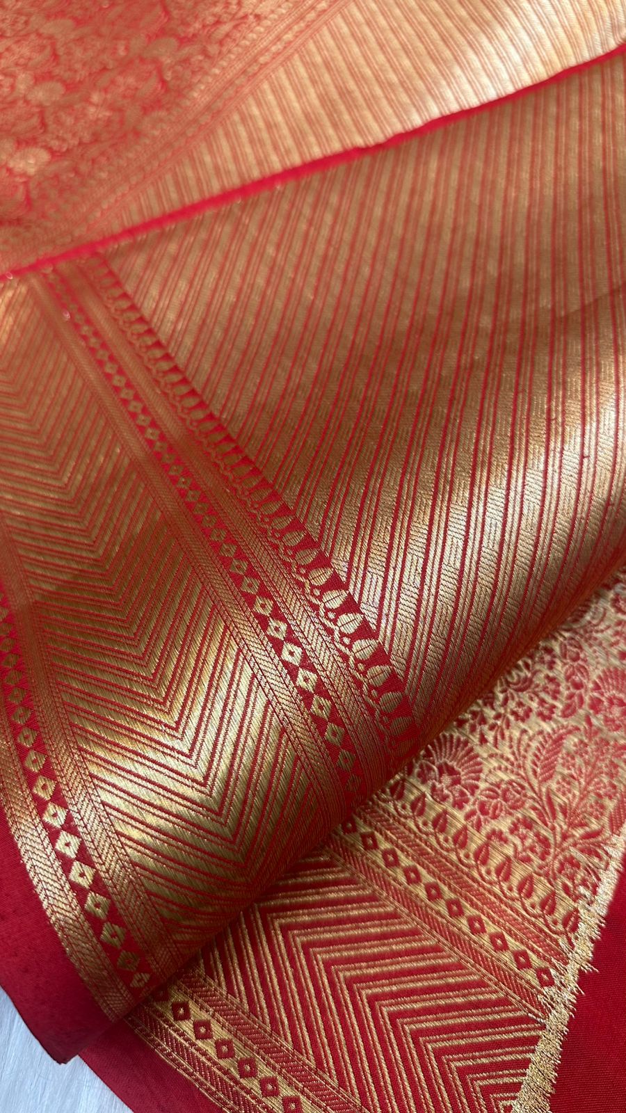 Red Pure Raw Mango Silk Zari Brocade Design Saree