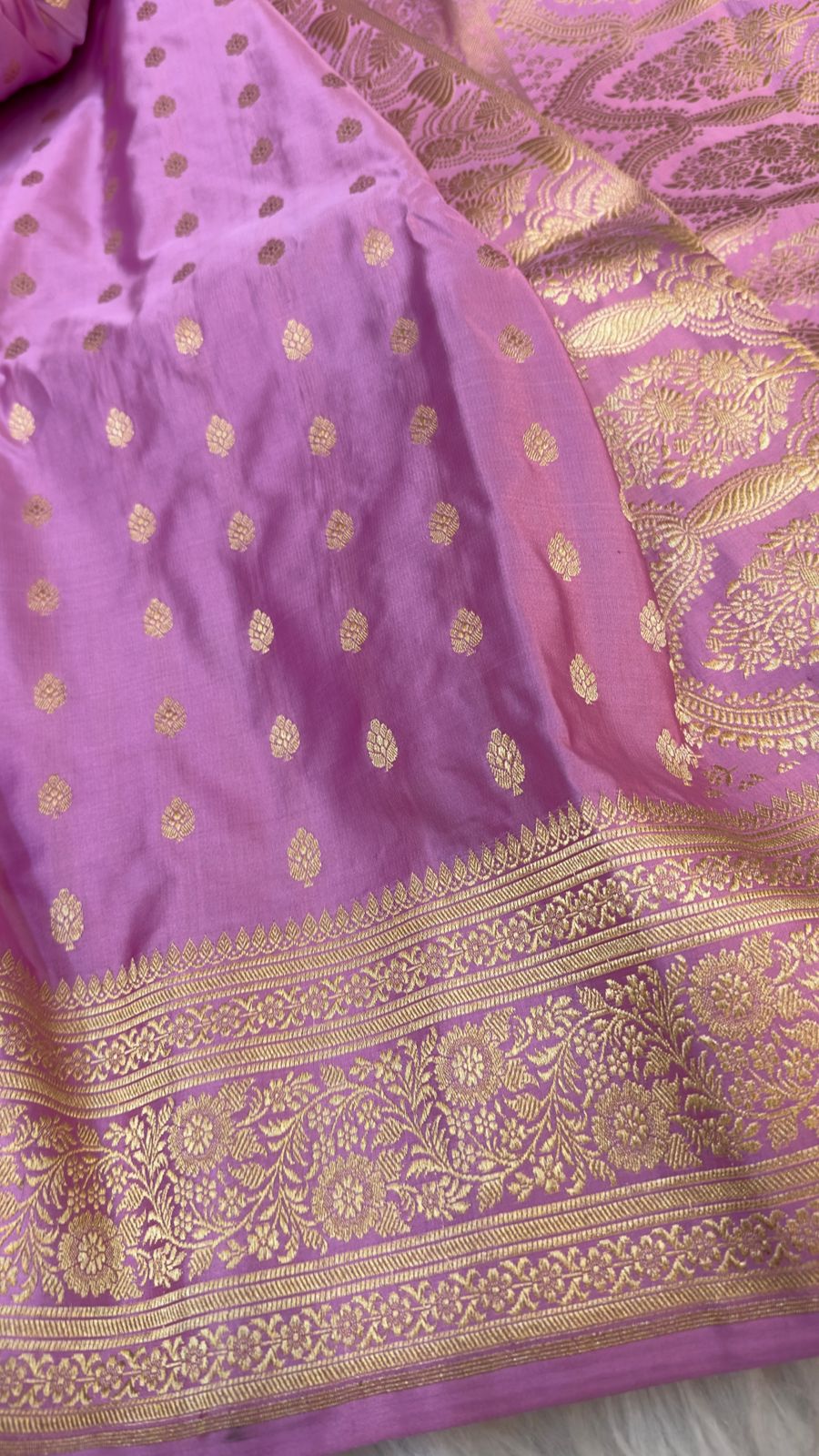 Handloom Pure Mashru Satin Silk Zari Buti Saree