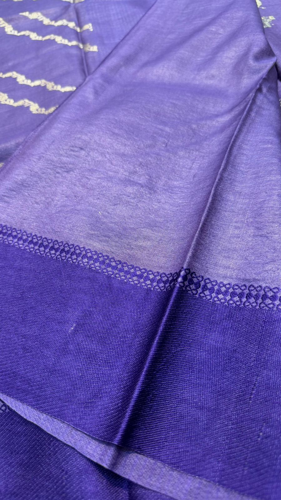 Handloom Banarasi Pure Tussar Silk Aada Design Katan Border Sare