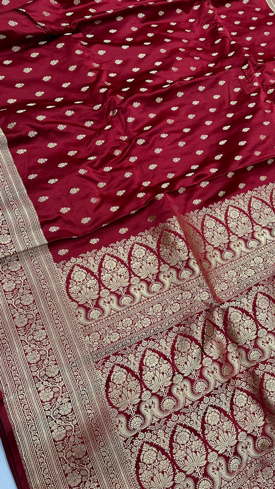 Handloom Pure Satin Silk Zari buti Saree