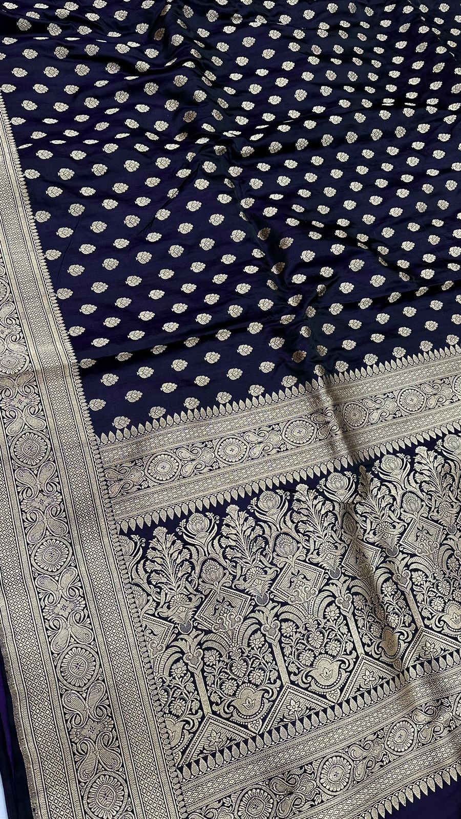 Handloom Pure Satin Silk Zari buti Saree