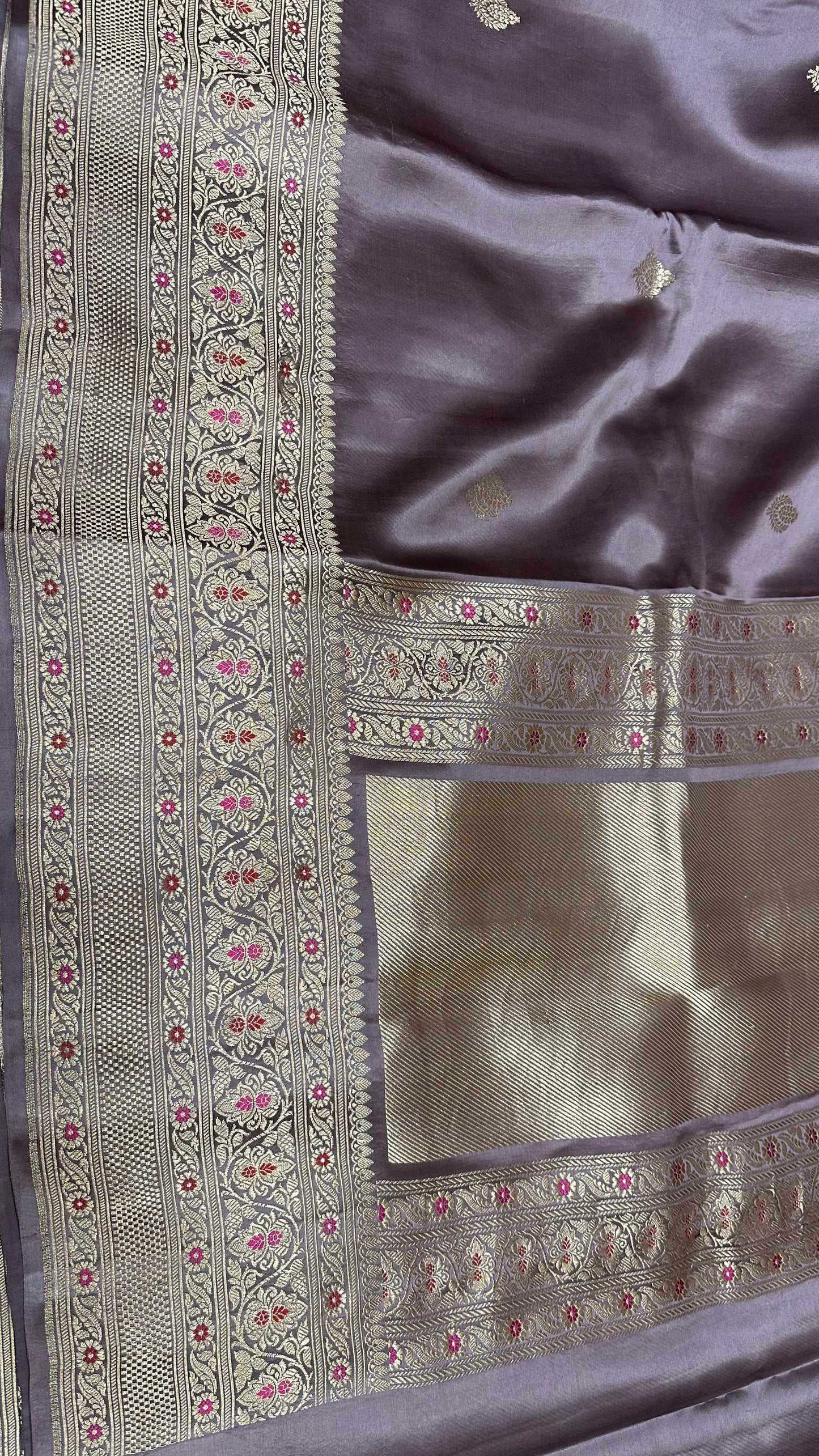 Handwoven Pure Mashru Silk kaduwa Buti Minedar Border Work Saree