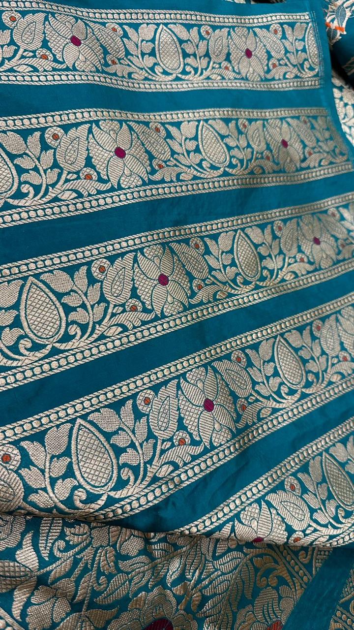 Handloom Weaving Pure Banarasi Bridal Lehenga