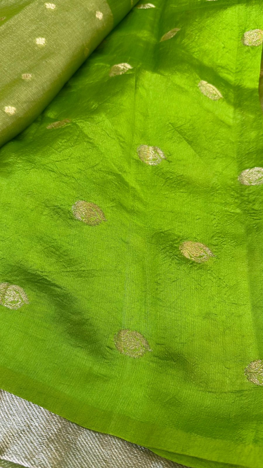 Pure Organza Silk Zari Buti Zari Lines Design Saree