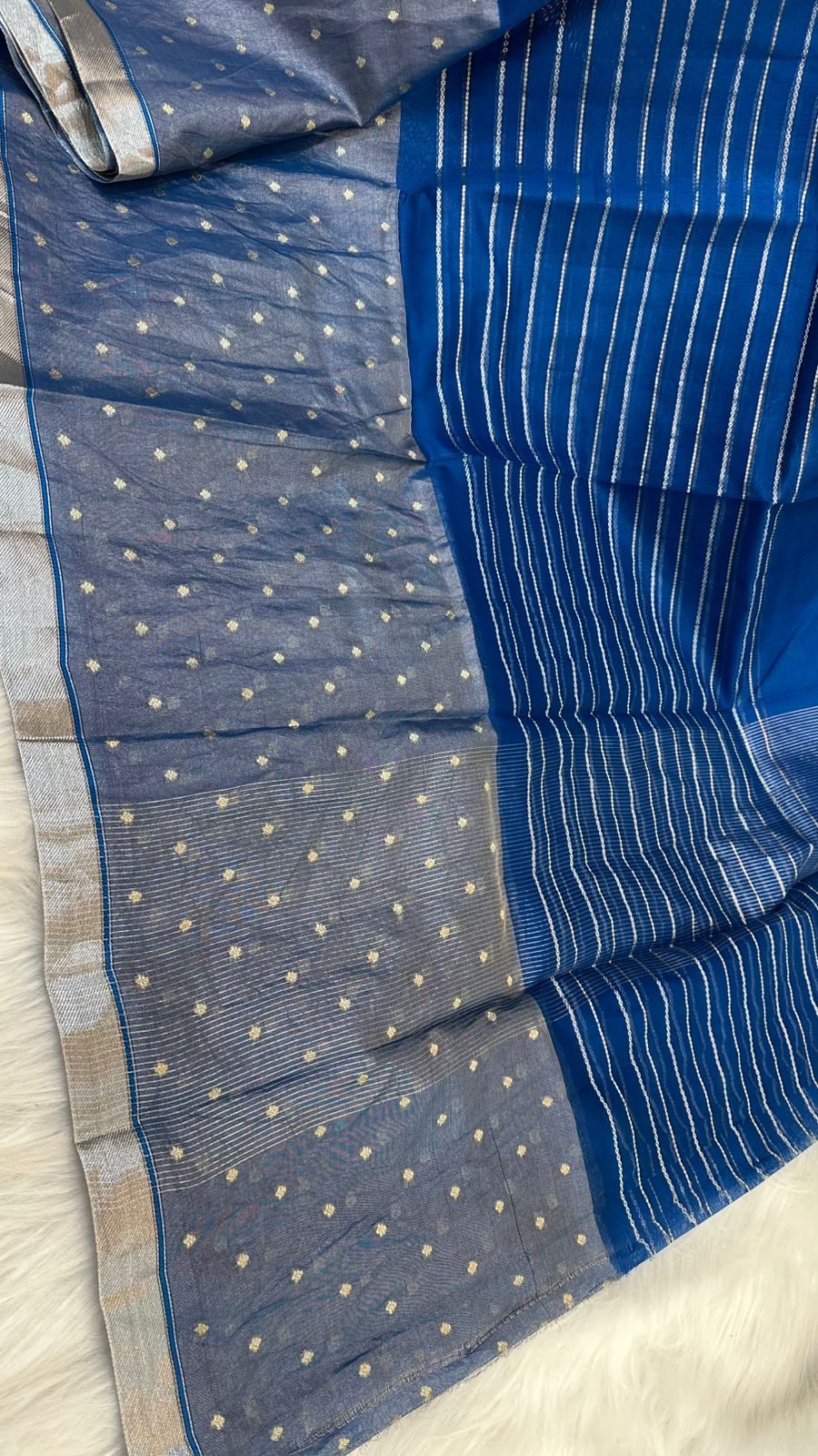 Pure Organza Silk Zari Buti Zari Lines Design Saree
