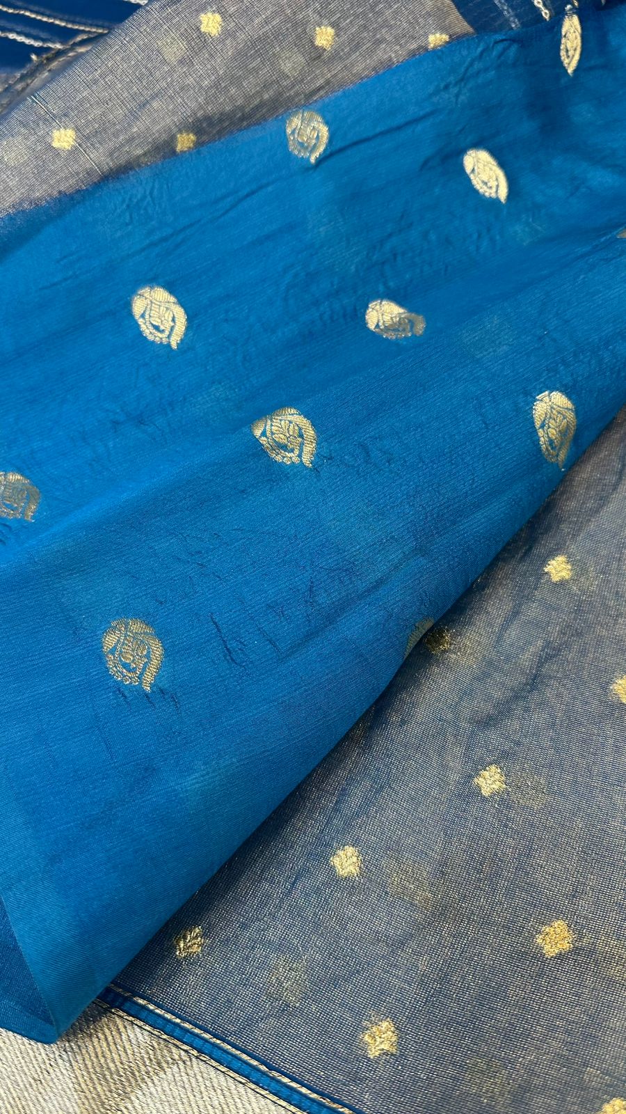 Pure Organza Silk Zari Buti Zari Lines Design Saree