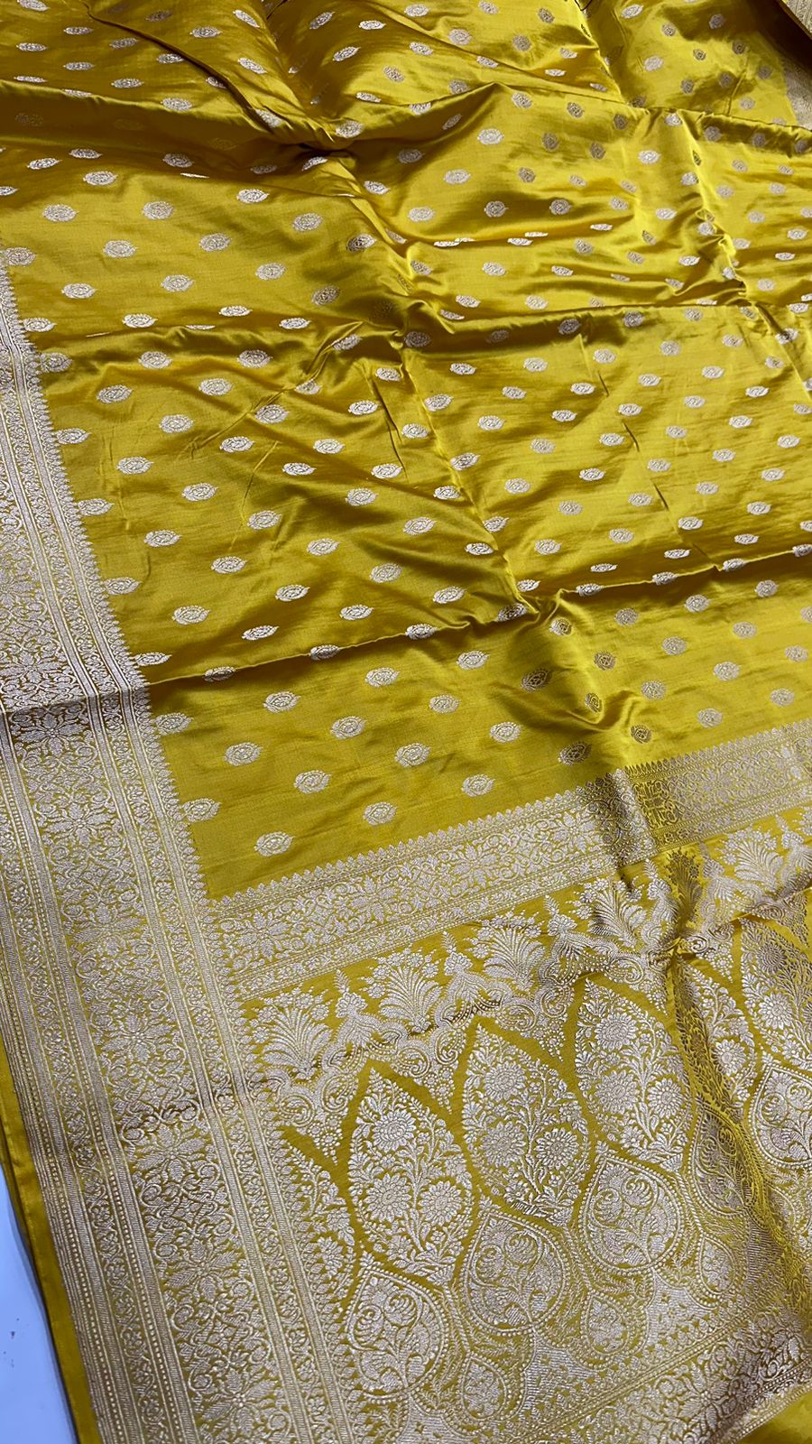 Handloom Pure Satin Silk Zari buti Saree