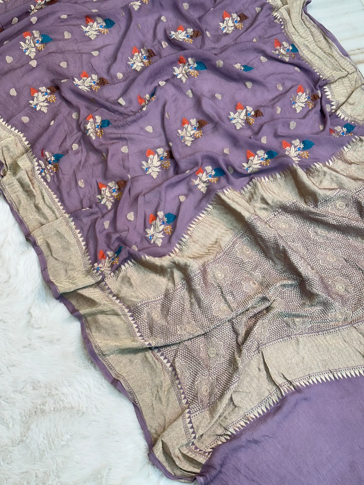 Handloom Pure Khaddi Chiffon Minakari Saree Blouse Plain with Border