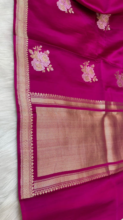 Magenta Mashru Silk Zari Border Aanchal Boota Saree