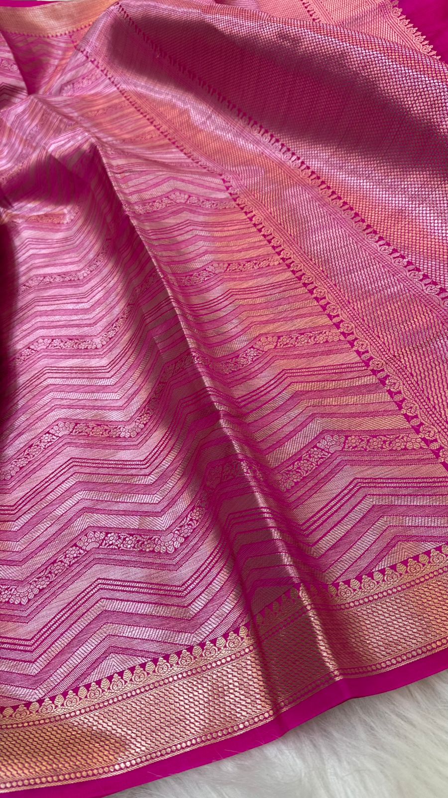 Rani Pure Raw Mango Silk Zari Brocade Zig Zag Design Saree