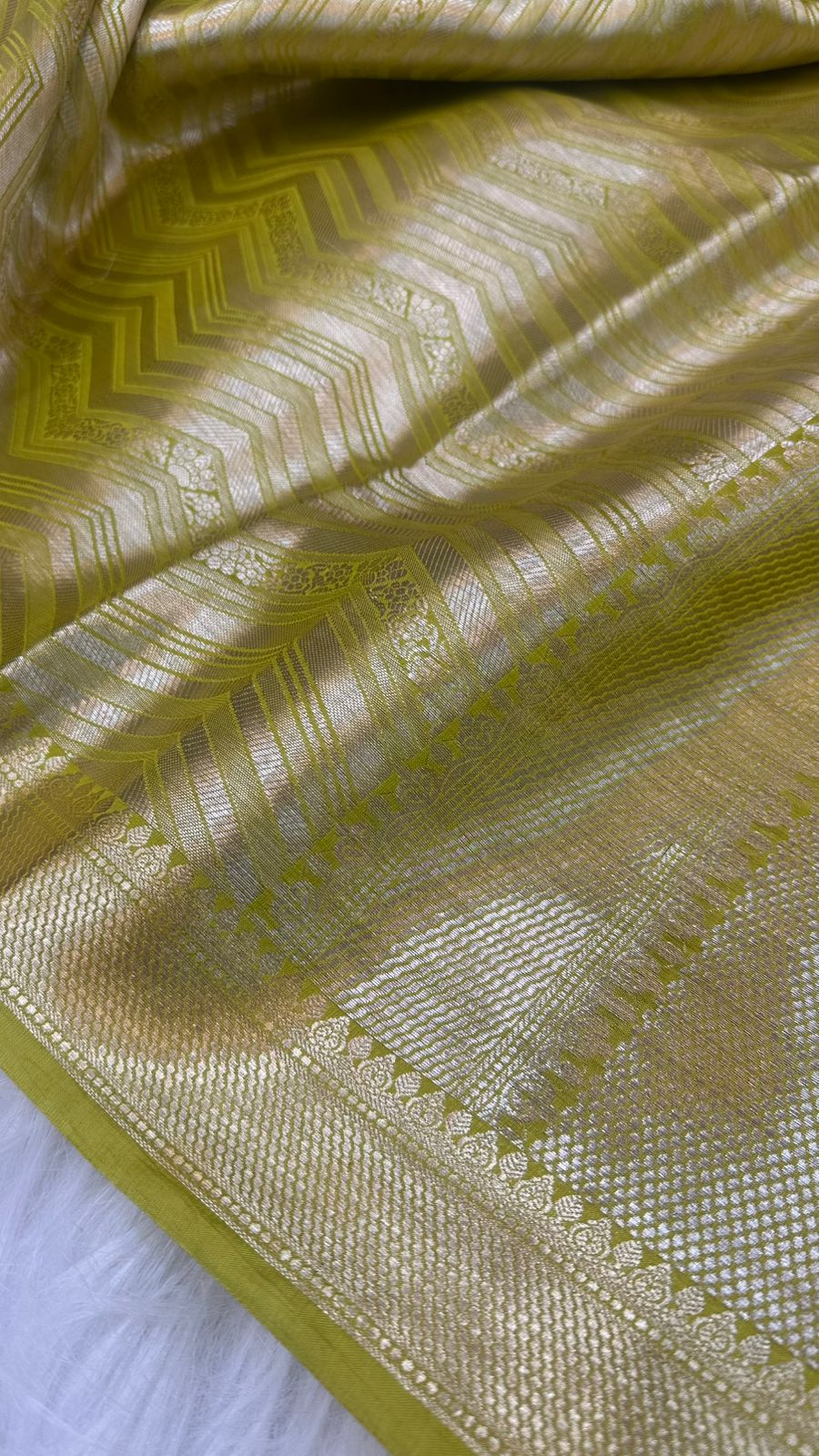 Dhani Yellow Pure Raw Mango Silk Zari Brocade Zig Zag Design Saree