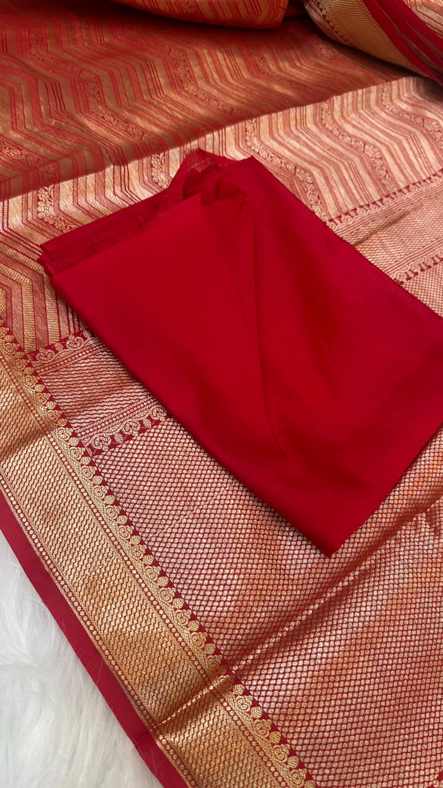 Red Pure Raw Mango Silk Zari Brocade Zig Zag Design Saree