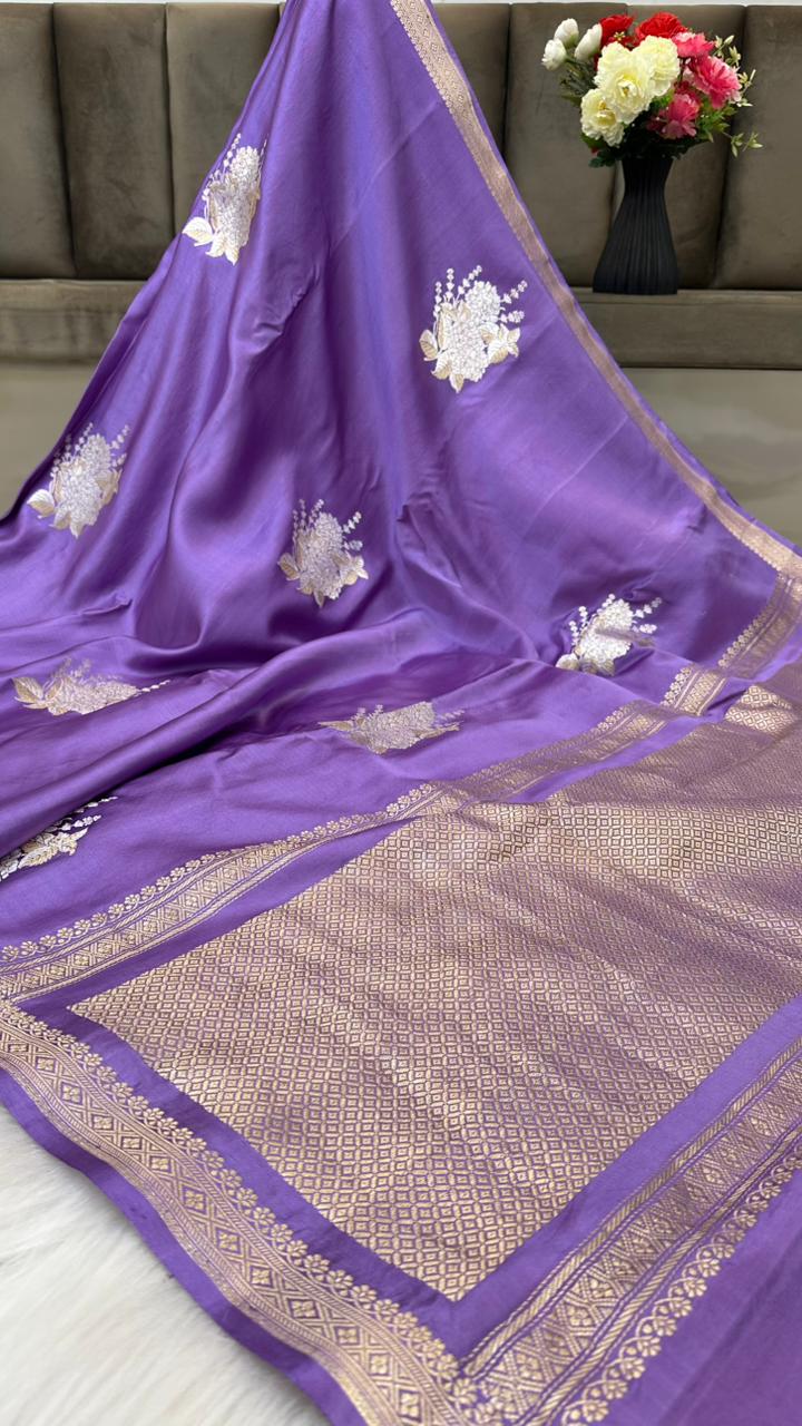 Pure Handloom Kaduwa Banarasi Mashru Silk Zari Border Boota Saree