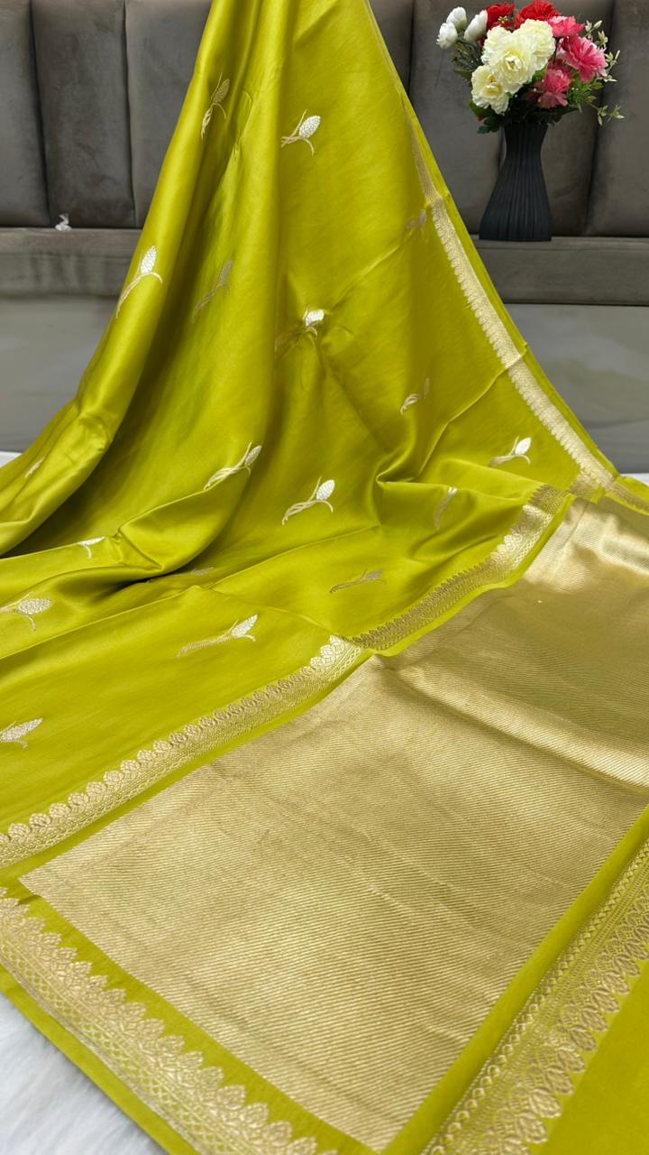 Pure Handloom Kaduwa Banarasi Mashru Silk Zari Border Boota Saree
