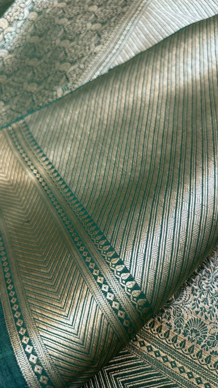 Bottle Green Pure Raw Mango Silk Zari Brocade Design Saree