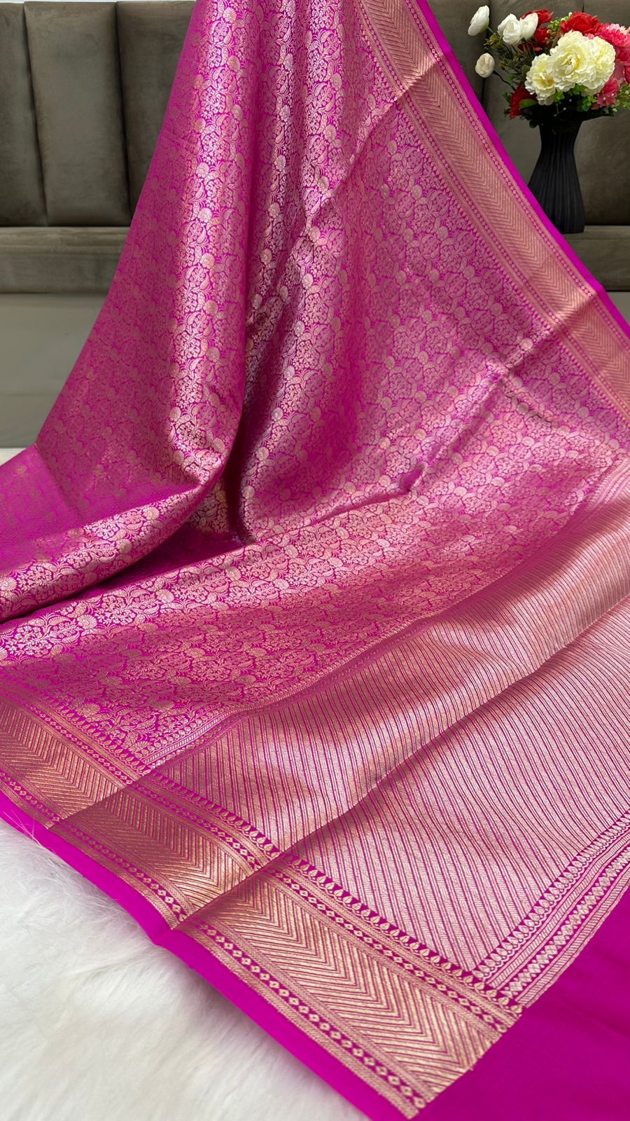 Magenta Pure Raw Mango Silk Zari Brocade Design Saree