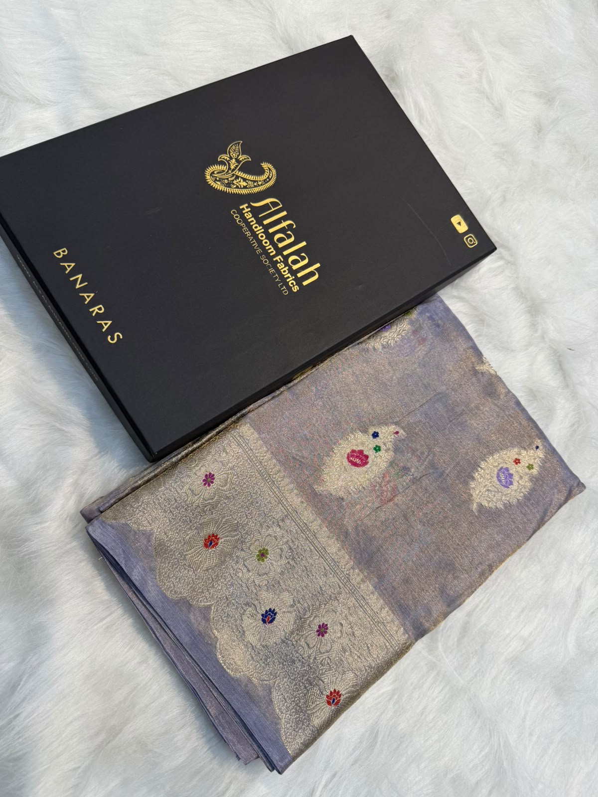 Pure Banarasi Katan Tissue Silk Mina Buta Zari Mina Border Saree