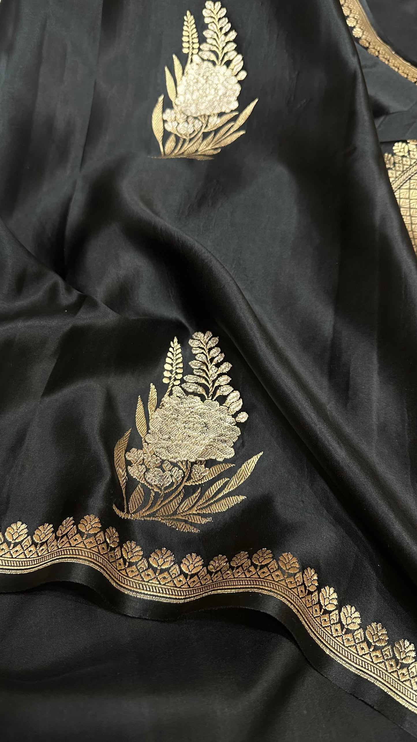 Premium black pure handloom banarasi kadhua silk sari