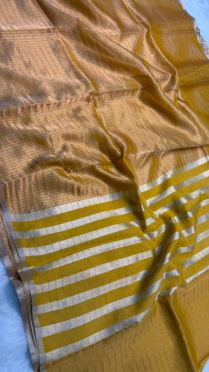 Pure Banarasi Checks Tissue Silk Munga Pallu Lace Border Saree
