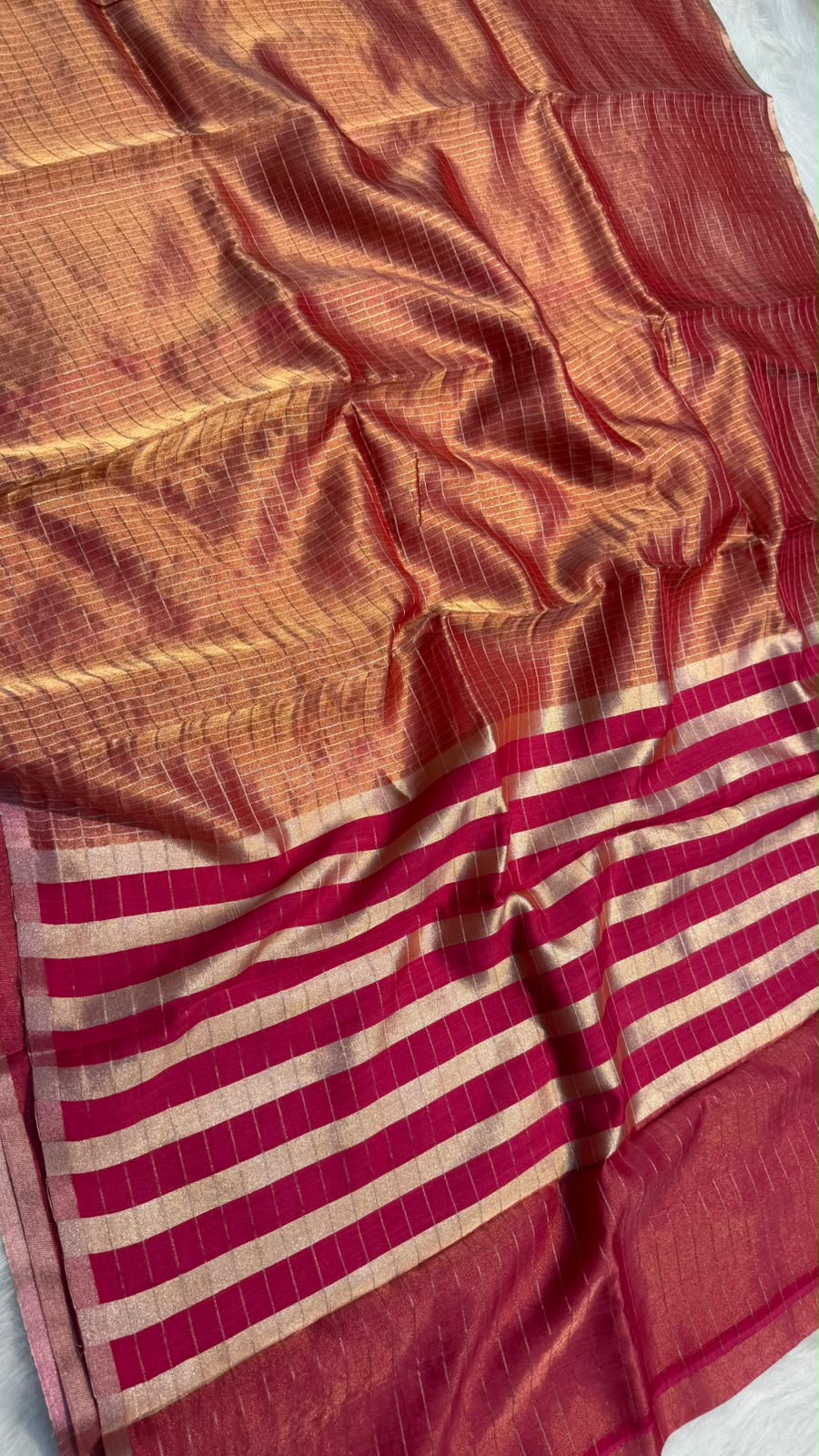 Pure Banarasi Checks Tissue Silk Munga Pallu Lace Border Saree