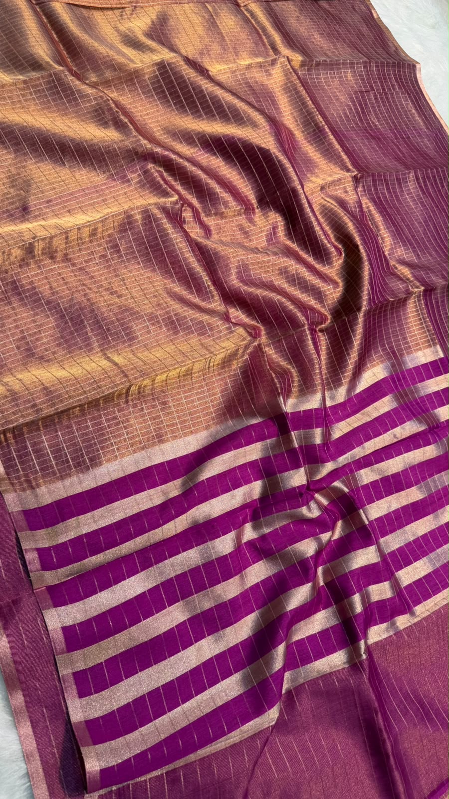 Pure Banarasi Checks Tissue Silk Munga Pallu Lace Border Saree