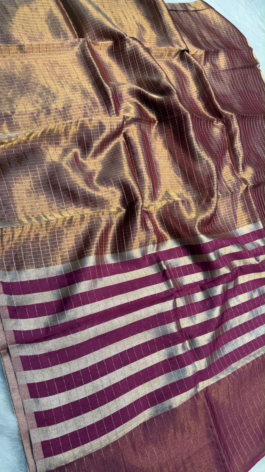 Pure Banarasi Checks Tissue Silk Munga Pallu Lace Border Saree