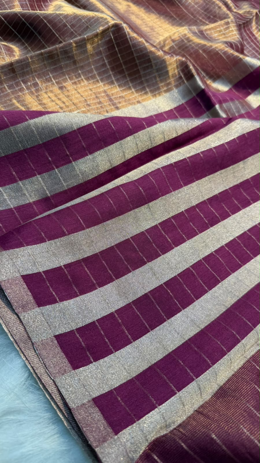 Pure Banarasi Checks Tissue Silk Munga Pallu Lace Border Saree