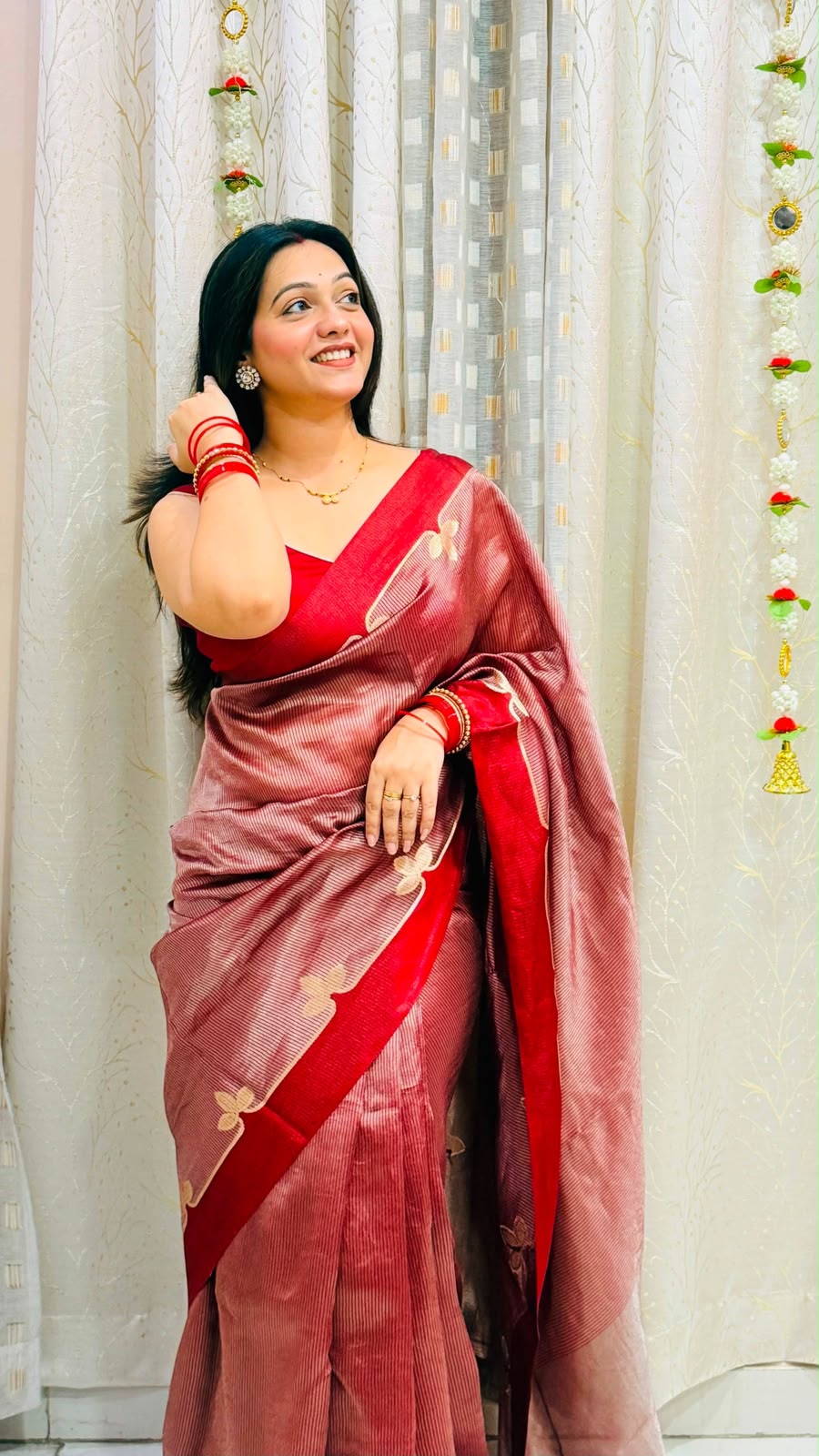 Handloom Pure Tissue Silk Saree with a Flower Mashru Border