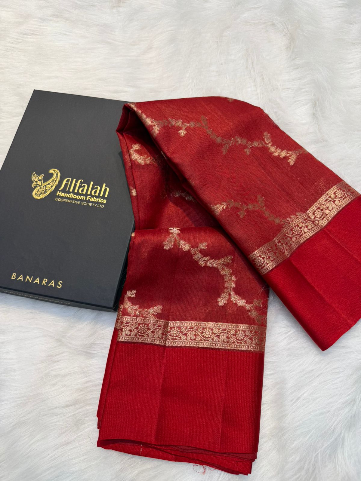 Handloom Banarasi Pure Tussar Silk Aada Design Mashru Border Saree