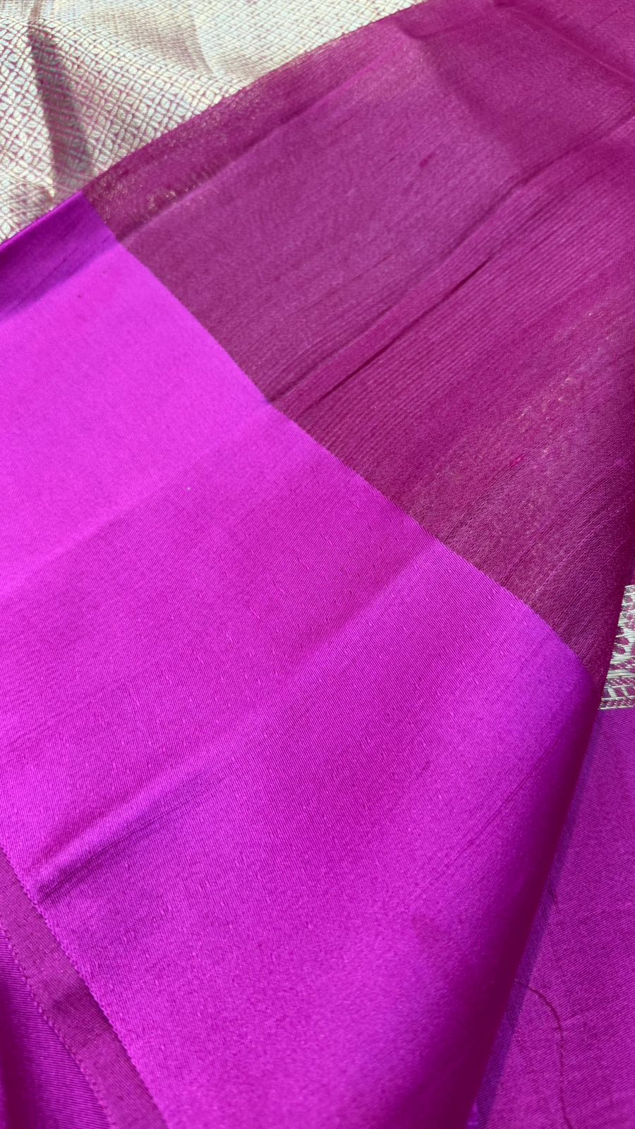 Handloom Banarasi Pure Tussar Silk Aada Design Mashru Border Saree
