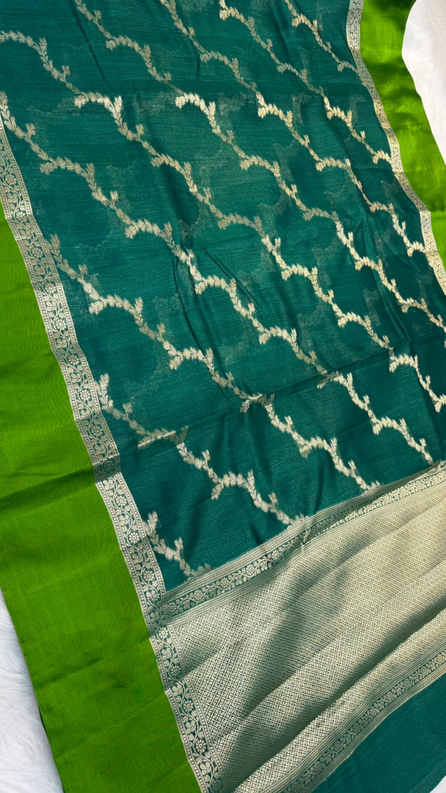 Handloom Banarasi Pure Tussar Silk Aada Design Mashru Border Saree