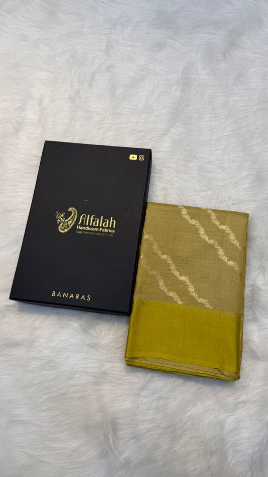 Handloom Banarasi Pure Tussar Silk Aada Design Katan Border Saree