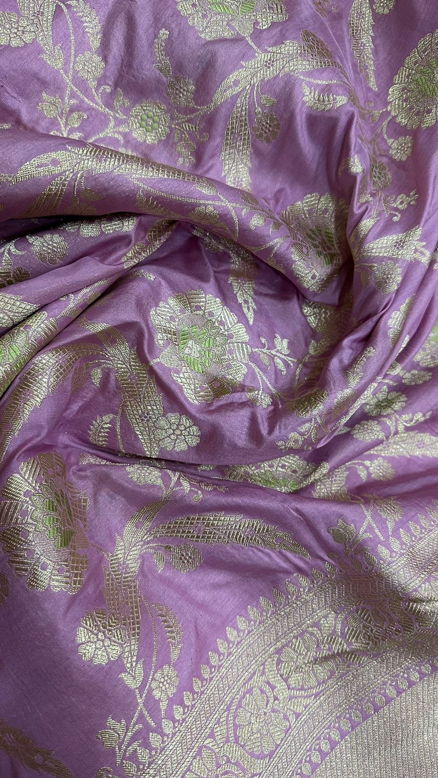 Handloom Pure Banarasi saree Katan Silk meenedar work...Lavender color