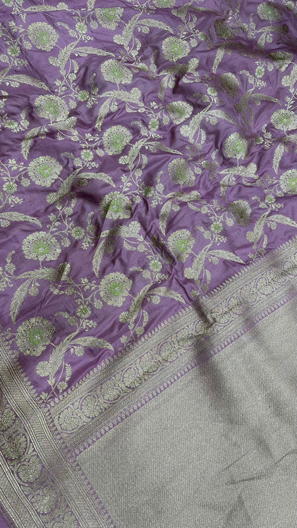 Handloom Pure Banarasi saree Katan Silk meenedar work...Lavender color