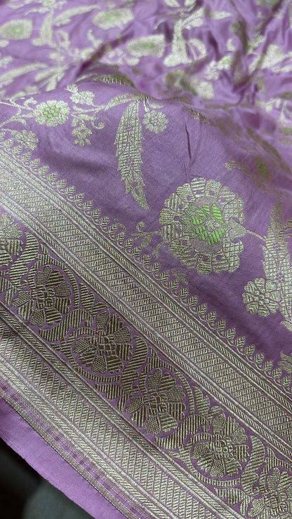 Handloom Pure Banarasi saree Katan Silk meenedar work...Lavender color