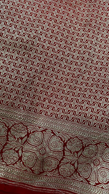 Handloom Pure Banarasi saree Katan Silk meenedar work...Red color