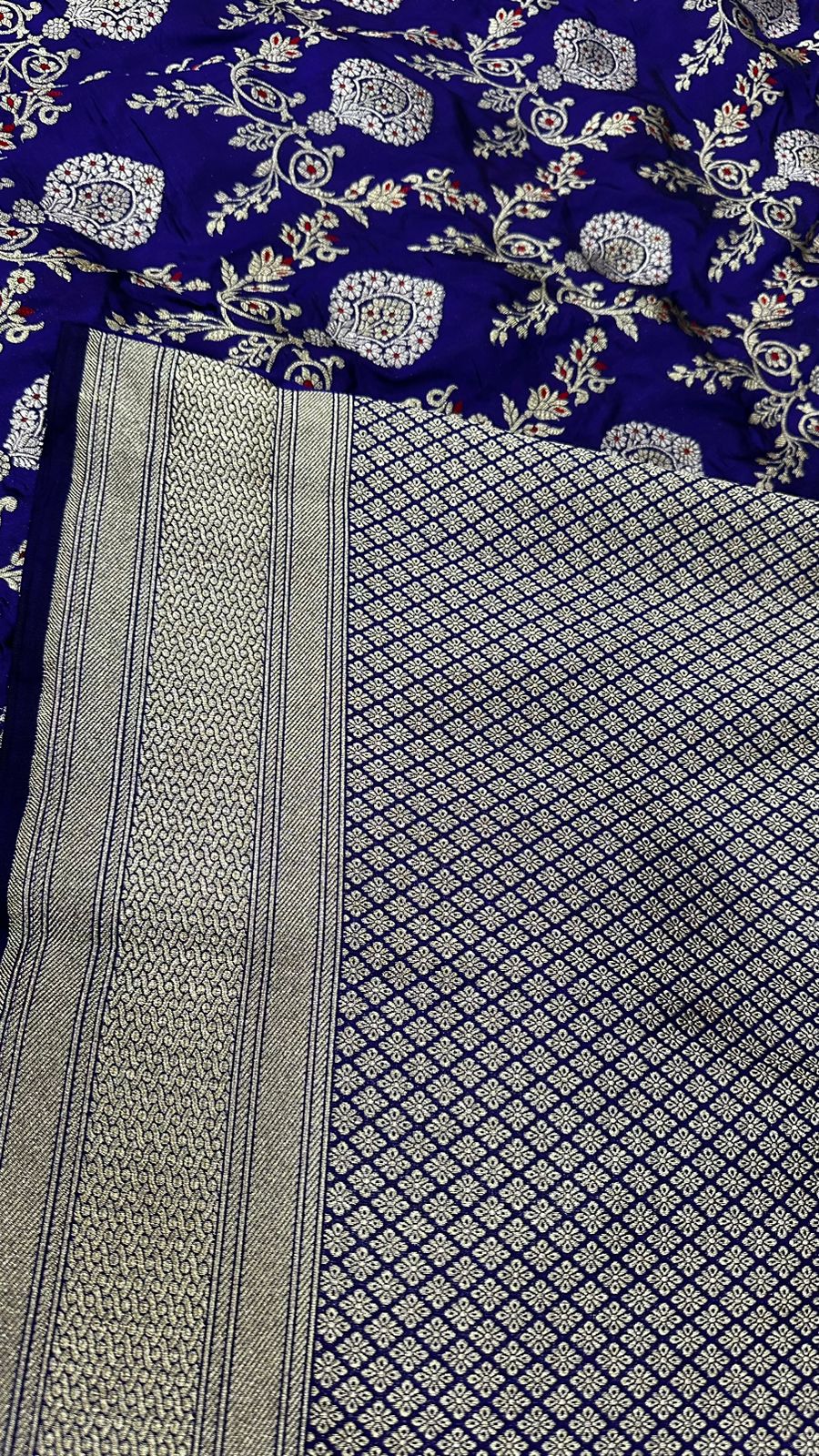 Handloom Pure Katan Silk Jangla design saree...Royal blue color