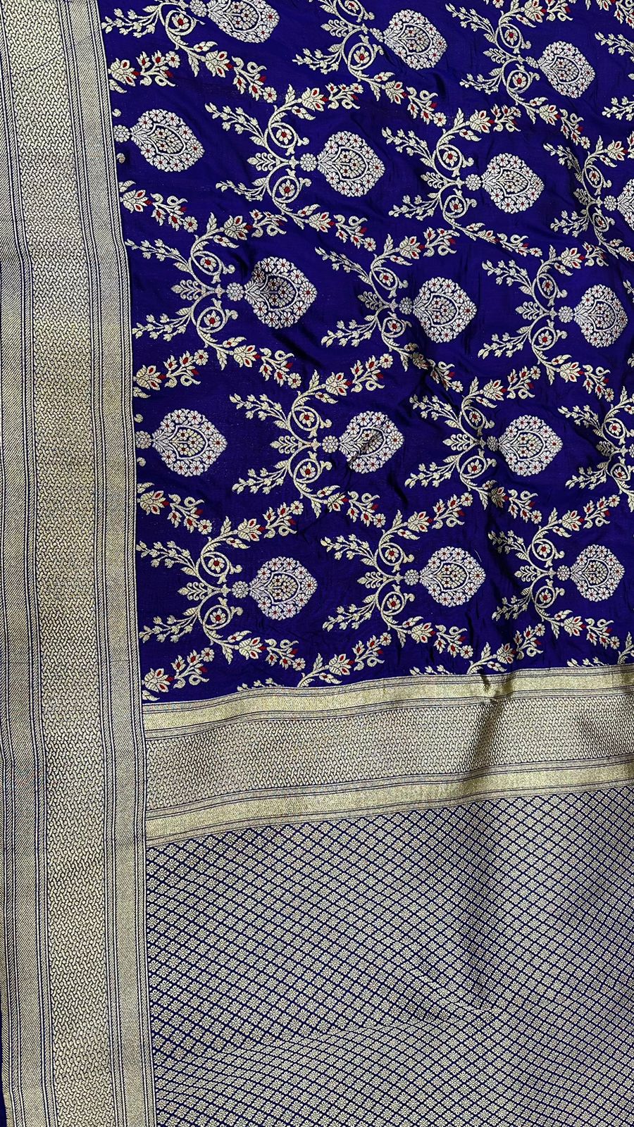 Handloom Pure Katan Silk Jangla design saree...Royal blue color