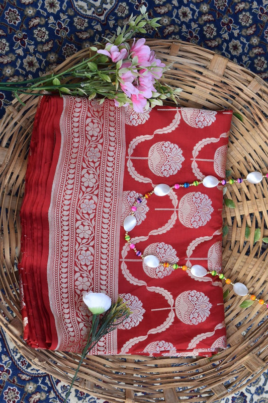 Handloom Pure Banarasi katan Silk alfi saree...Red color