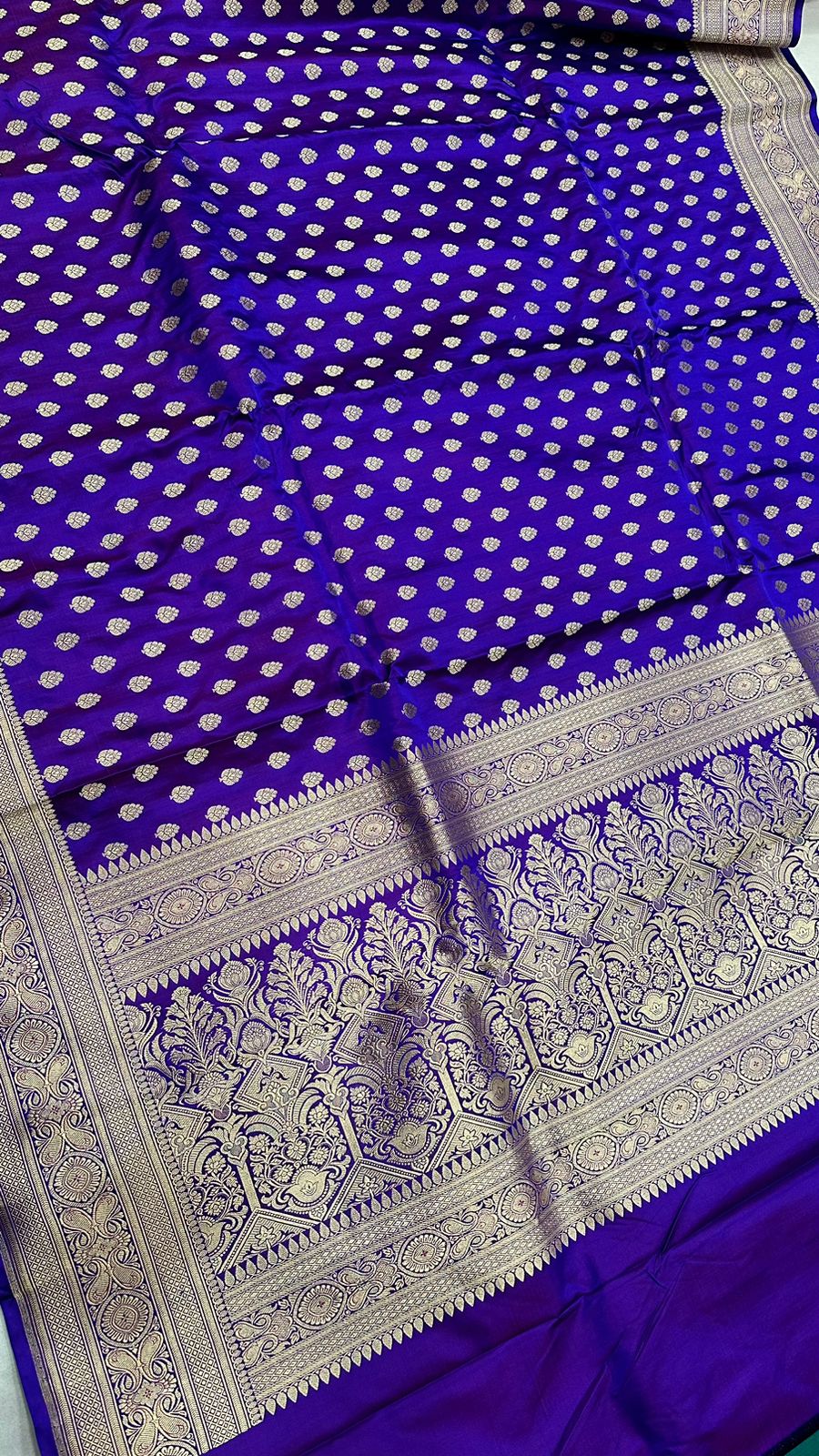 Handloom Pure mashru satin silk zari buti saree