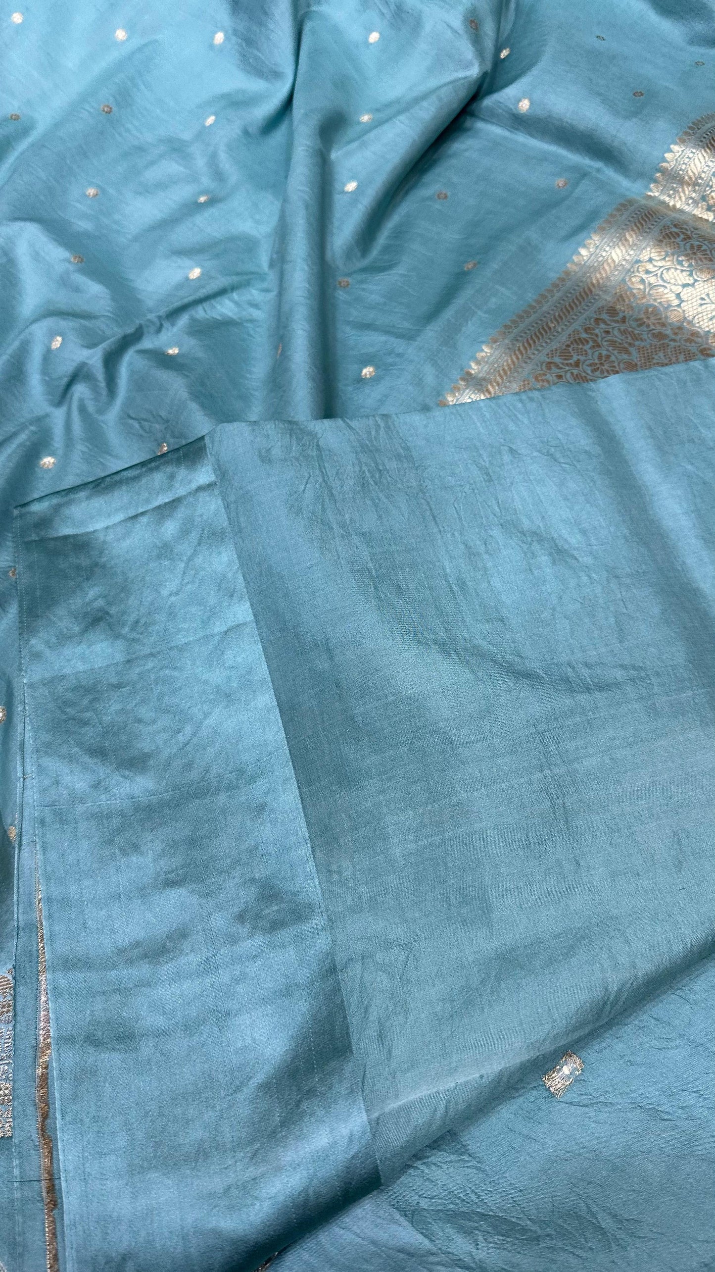 Handloom Pure Raw mango silk Satin border with minedar buta work Saree