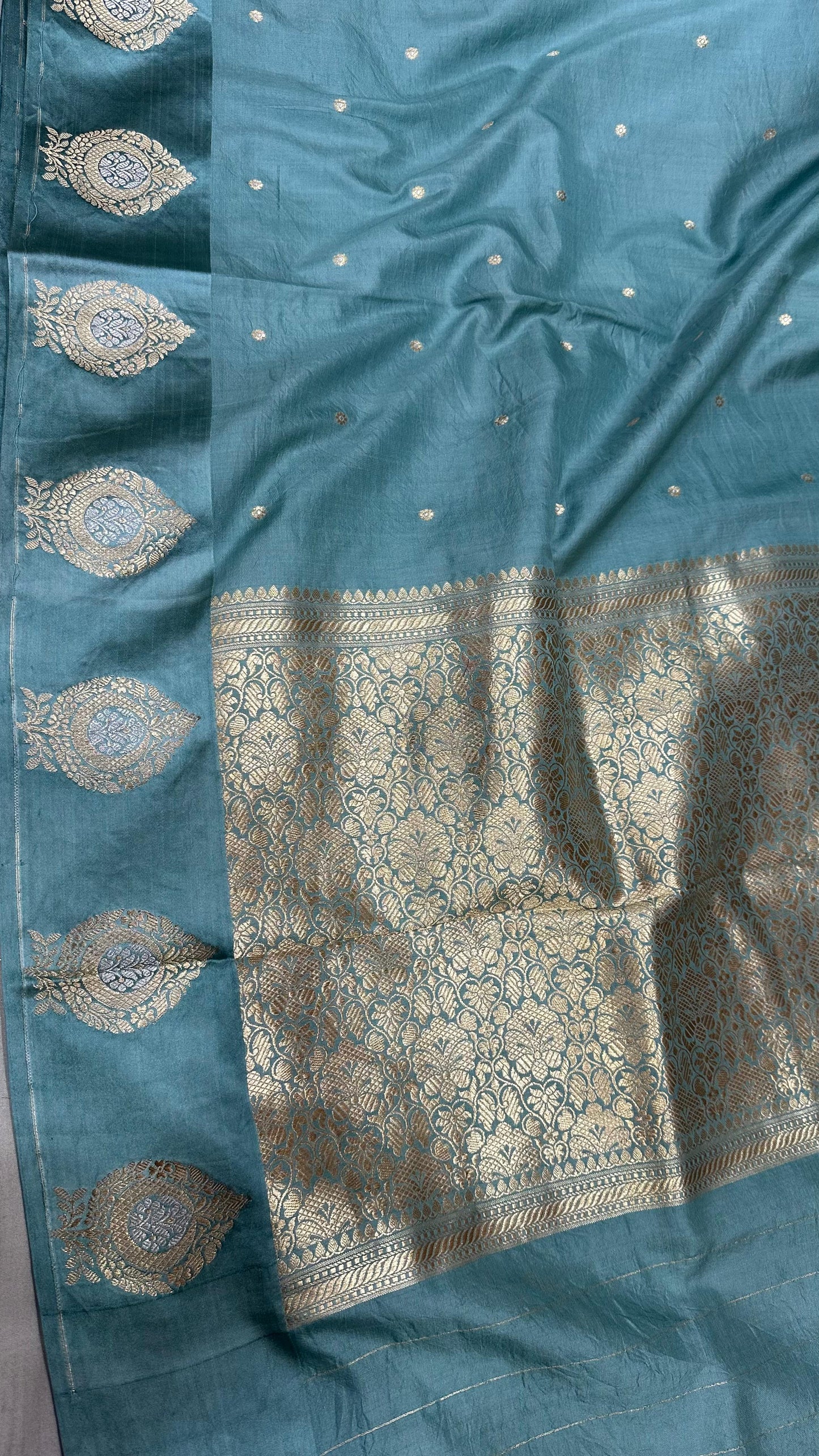 Handloom Pure Raw mango silk Satin border with minedar buta work Saree