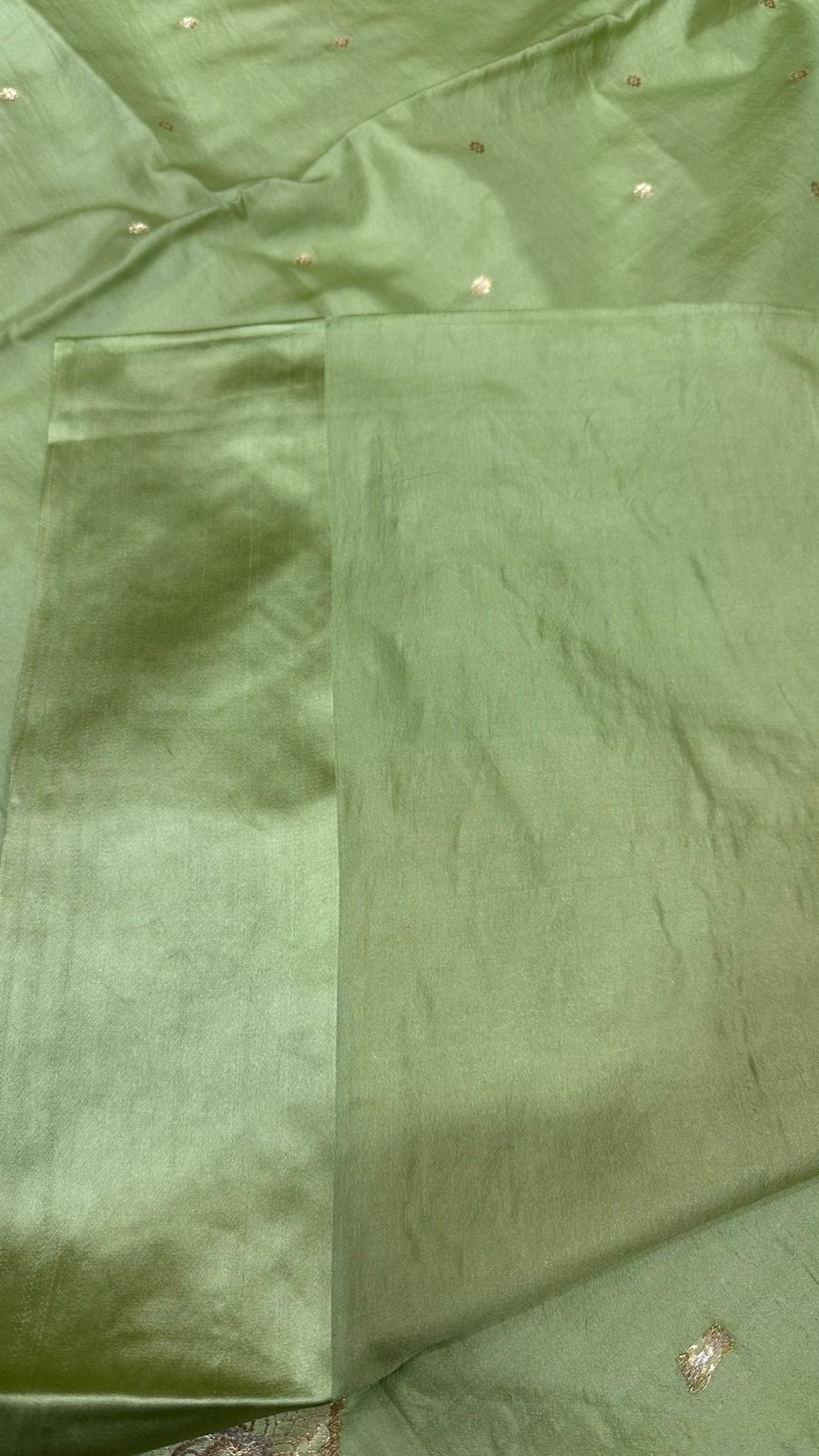 Handloom Pure Raw mango silk Satin border with minedar buta work Saree