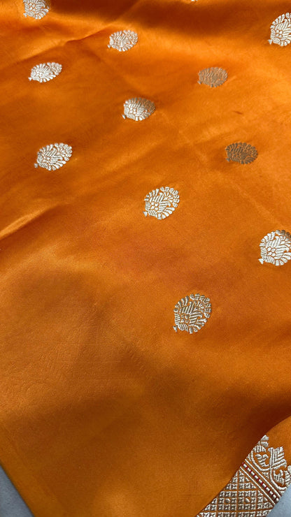 Handwoven Pure Mashru Silk plain Kaduwa Weaving border Saree