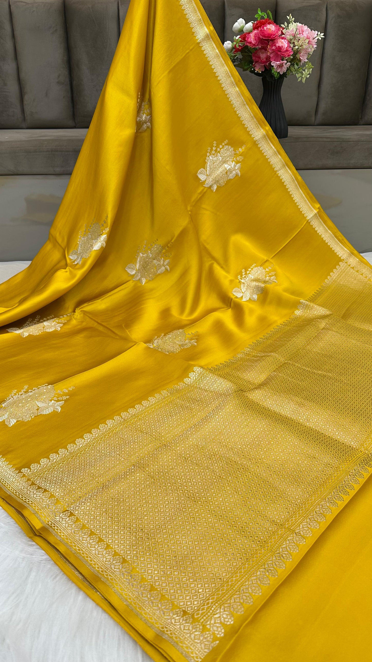 Yellow Mashru Silk Zari Border Pallu Banarasi Saree