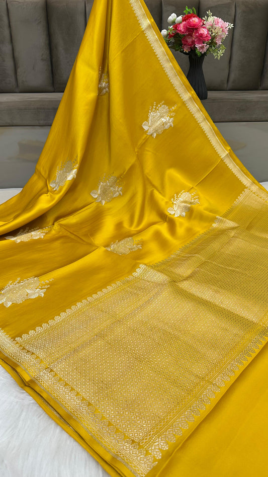 Yellow Mashru Silk Zari Border Pallu Banarasi Saree