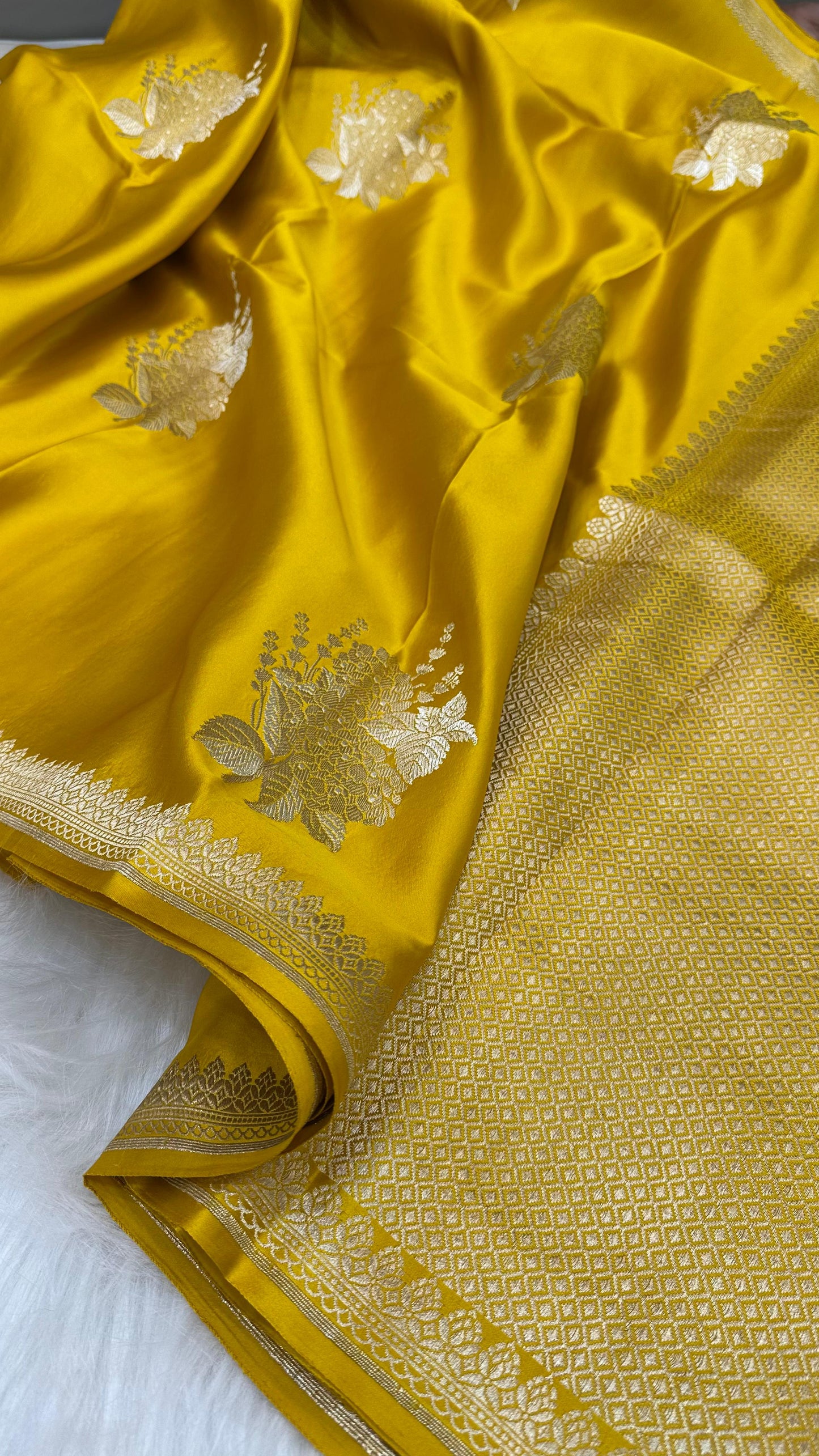 Yellow Mashru Silk Zari Border Pallu Banarasi Saree