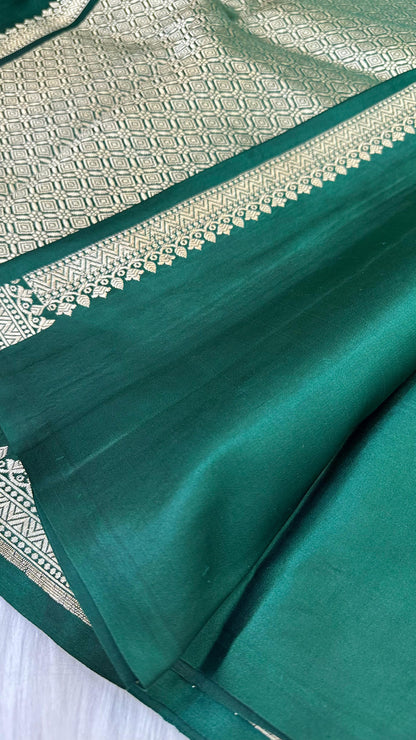 Bottle Green Mashru Silk Zari Border Boota Banarasi Saree