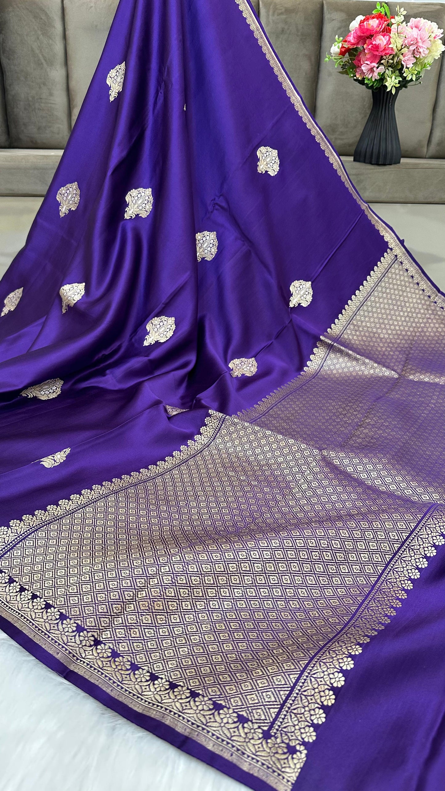 Navy Blue Mashru Silk Zari Border Boota Banarasi Saree